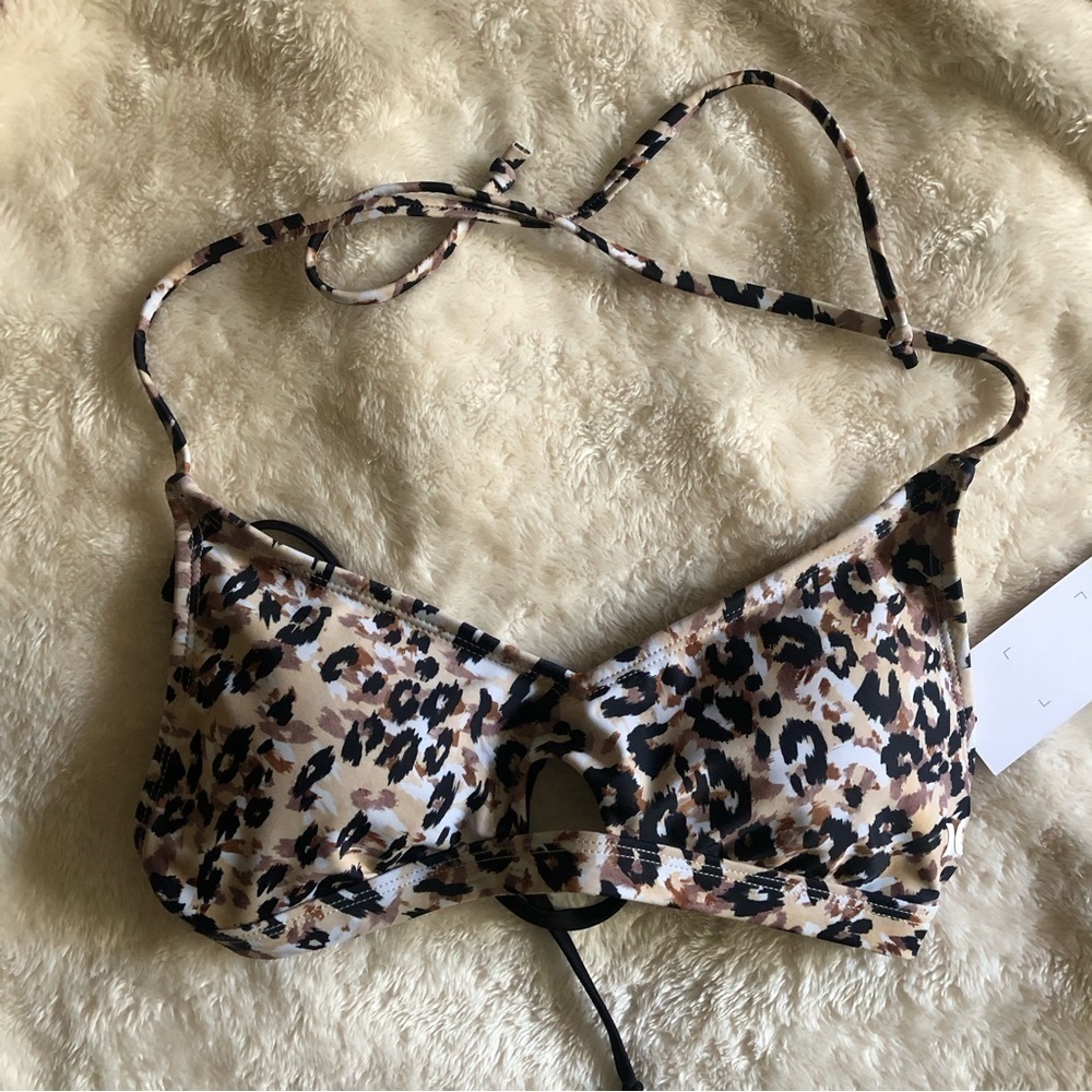 HURLEY leopard PRINT STRING BIKINI SWIM TOP HALTER Size Small NWT